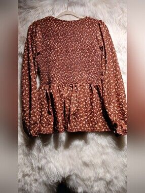 Smocked Peplum Floral Tunic Top in Rust Brown